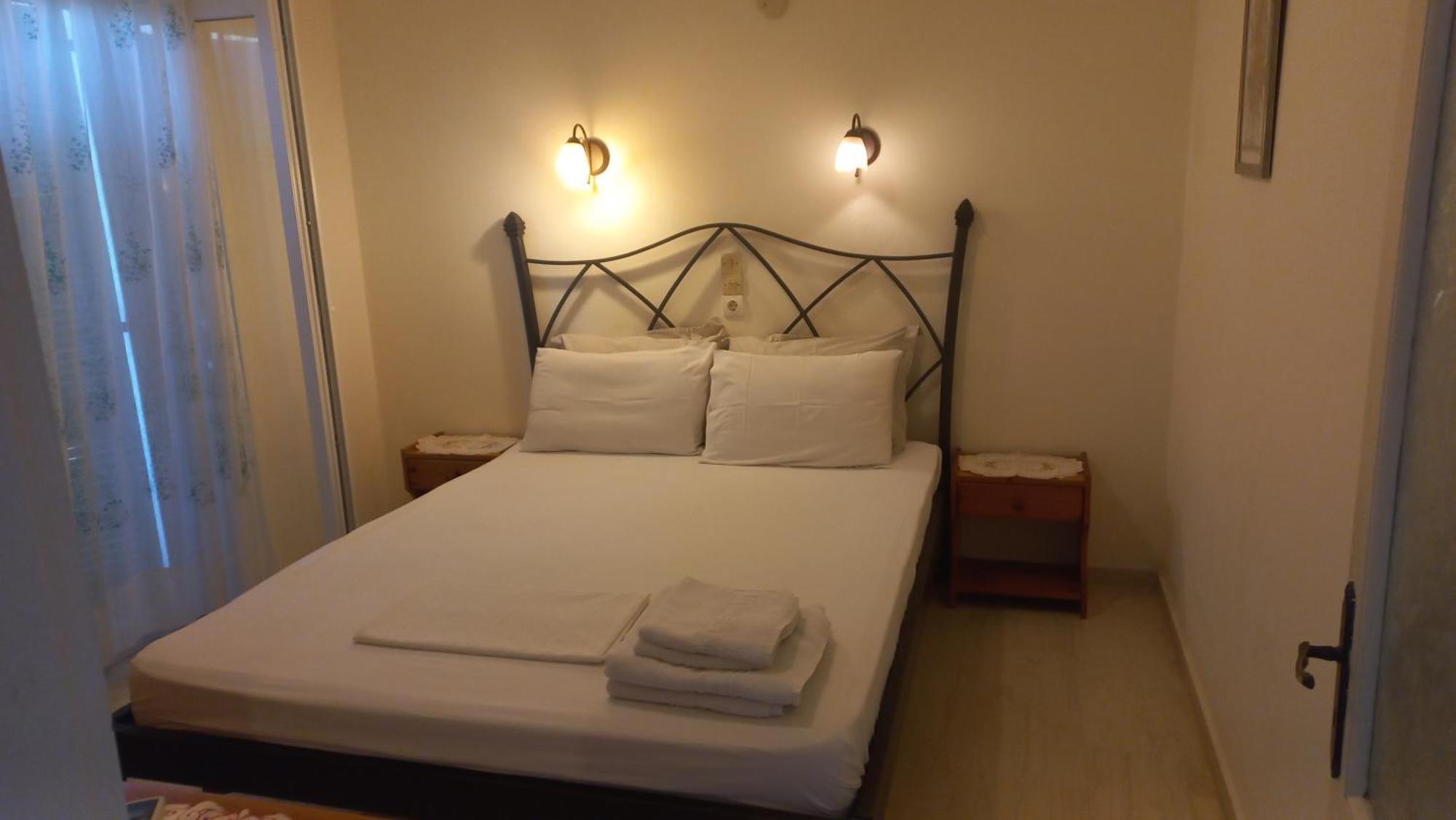 Oneiro House Apartment Kassiopi Phòng bức ảnh